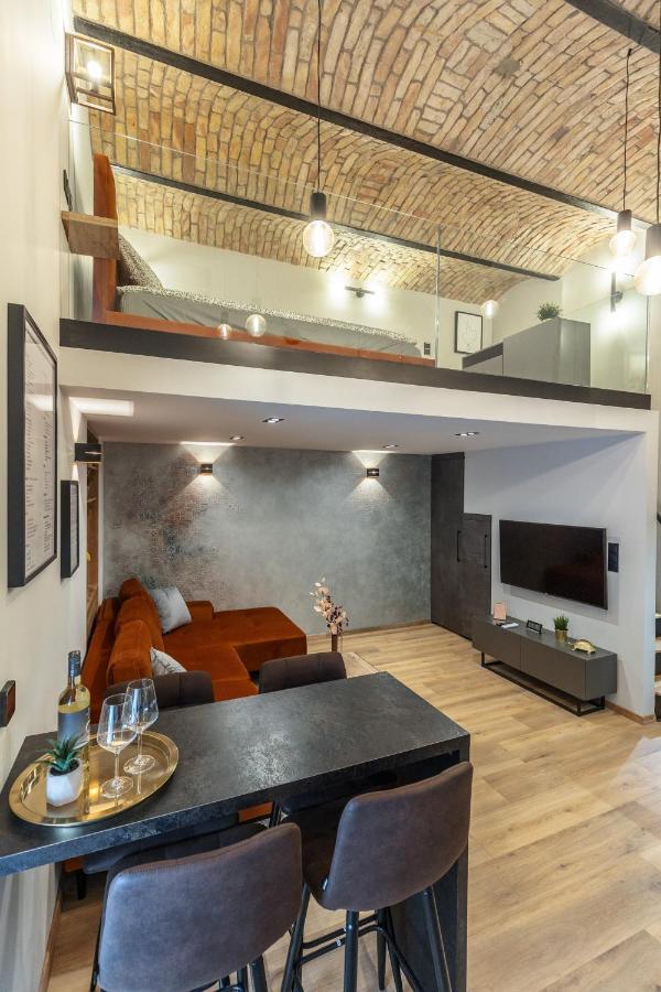 Parliament Dream Apartment! บูดาเปสต์ ภายนอก รูปภาพ